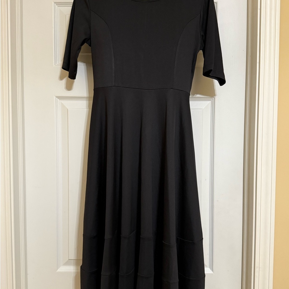 Leo Rosi Classic Black Midi Dress